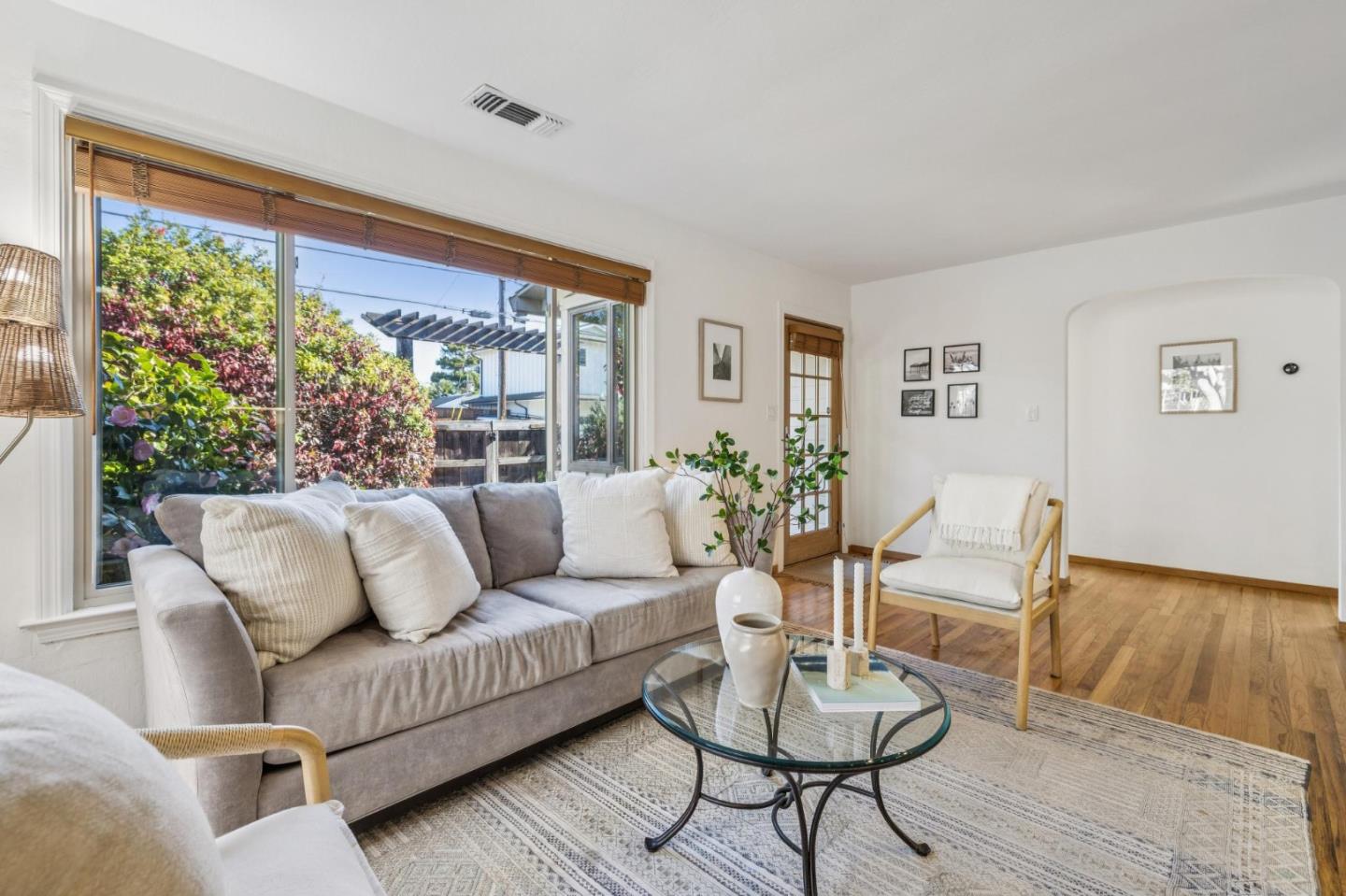 Detail Gallery Image 7 of 40 For 1435 47th Ave, Capitola,  CA 95010 - 3 Beds | 2 Baths