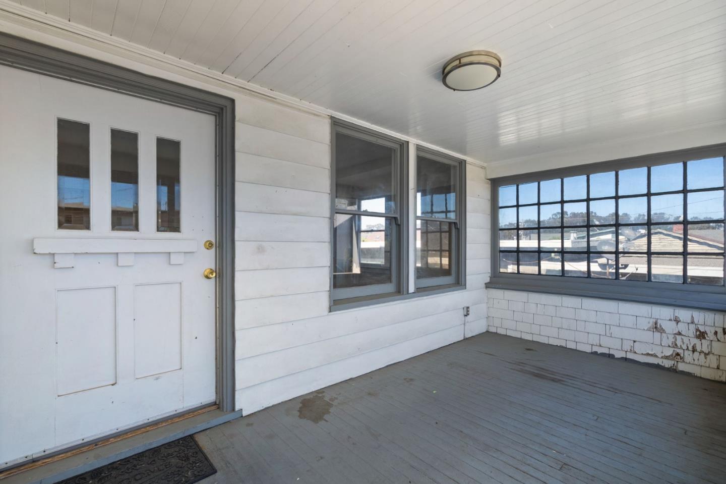 Detail Gallery Image 2 of 27 For 149 Santa Clara Ave, San Bruno,  CA 94066 - 5 Beds | 1 Baths