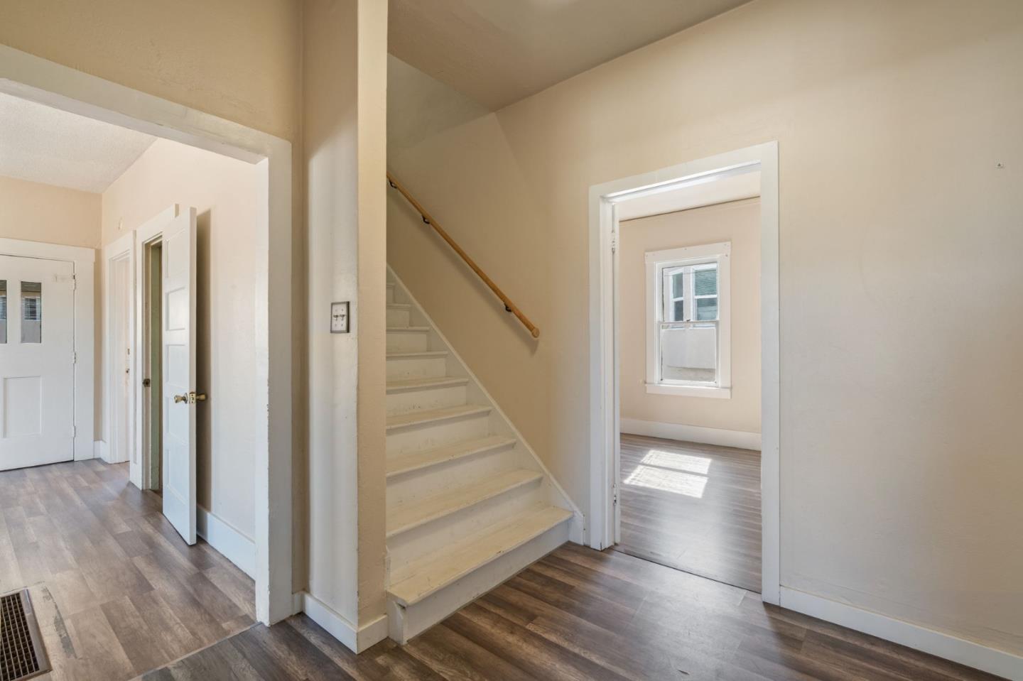 Detail Gallery Image 20 of 27 For 149 Santa Clara Ave, San Bruno,  CA 94066 - 5 Beds | 1 Baths