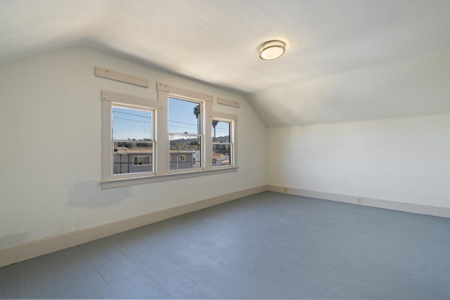 Detail Gallery Image 21 of 27 For 149 Santa Clara Ave, San Bruno,  CA 94066 - 5 Beds | 1 Baths