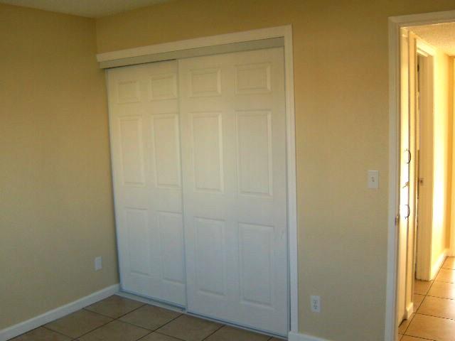 Detail Gallery Image 13 of 18 For 1712 Madrid Cir, Salinas,  CA 93906 - 3 Beds | 2 Baths