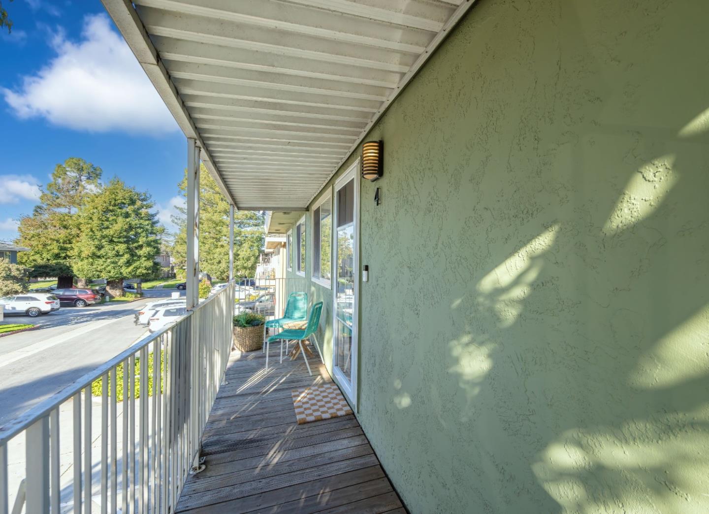 Detail Gallery Image 4 of 21 For 4460 Diamond St #4,  Capitola,  CA 95010 - 2 Beds | 1 Baths