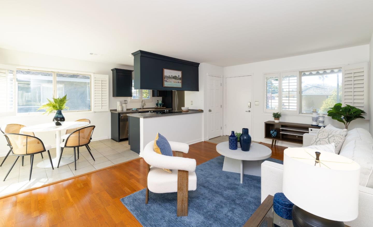 Detail Gallery Image 7 of 21 For 4460 Diamond St #4,  Capitola,  CA 95010 - 2 Beds | 1 Baths