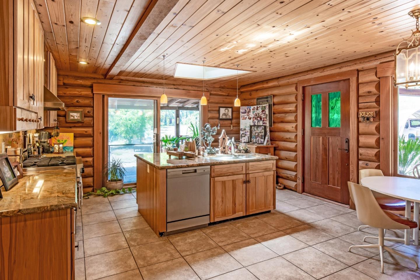 Detail Gallery Image 23 of 60 For 22700 Old Santa Cruz Hwy, Los Gatos,  CA 95033 - 5 Beds | 4/3 Baths