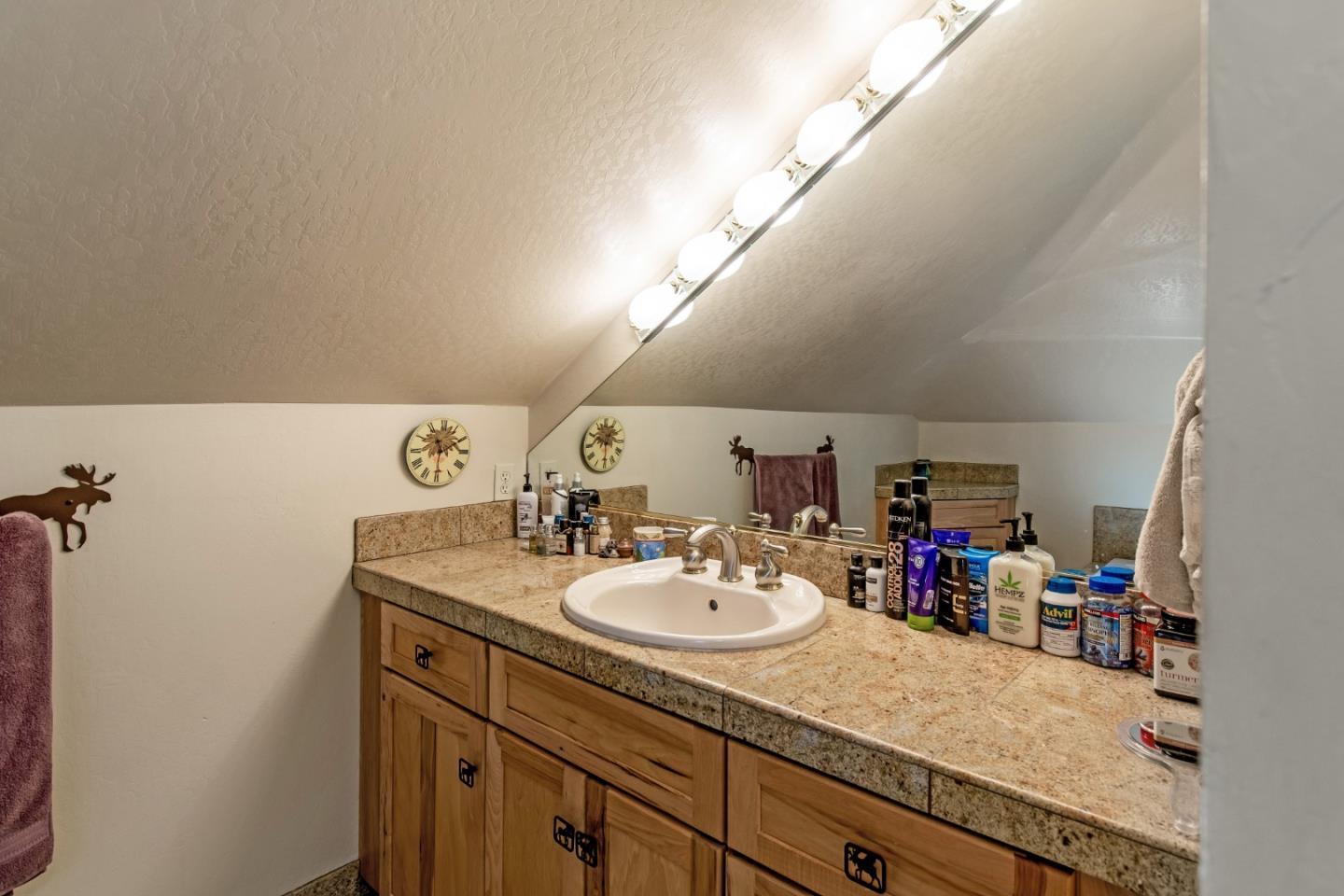 Detail Gallery Image 44 of 60 For 22700 Old Santa Cruz Hwy, Los Gatos,  CA 95033 - 5 Beds | 4/3 Baths