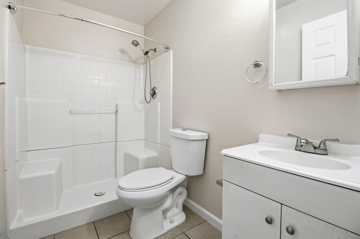 Detail Gallery Image 24 of 31 For 609 Saint George Dr, Salinas,  CA 93905 - 3 Beds | 2 Baths