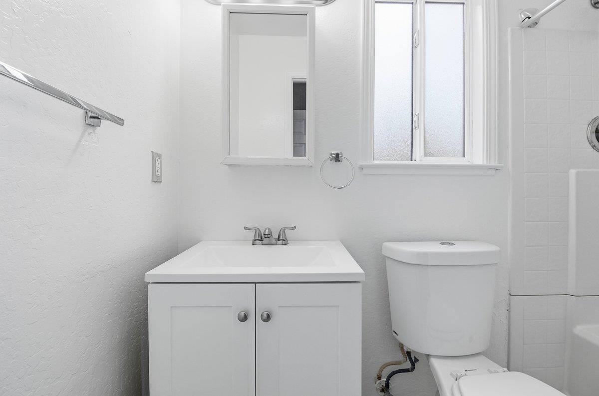 Detail Gallery Image 26 of 31 For 609 Saint George Dr, Salinas,  CA 93905 - 3 Beds | 2 Baths