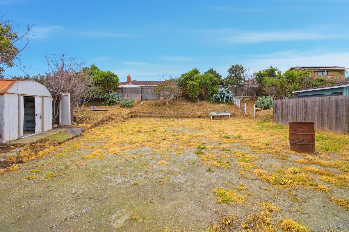 Detail Gallery Image 30 of 31 For 609 Saint George Dr, Salinas,  CA 93905 - 3 Beds | 2 Baths