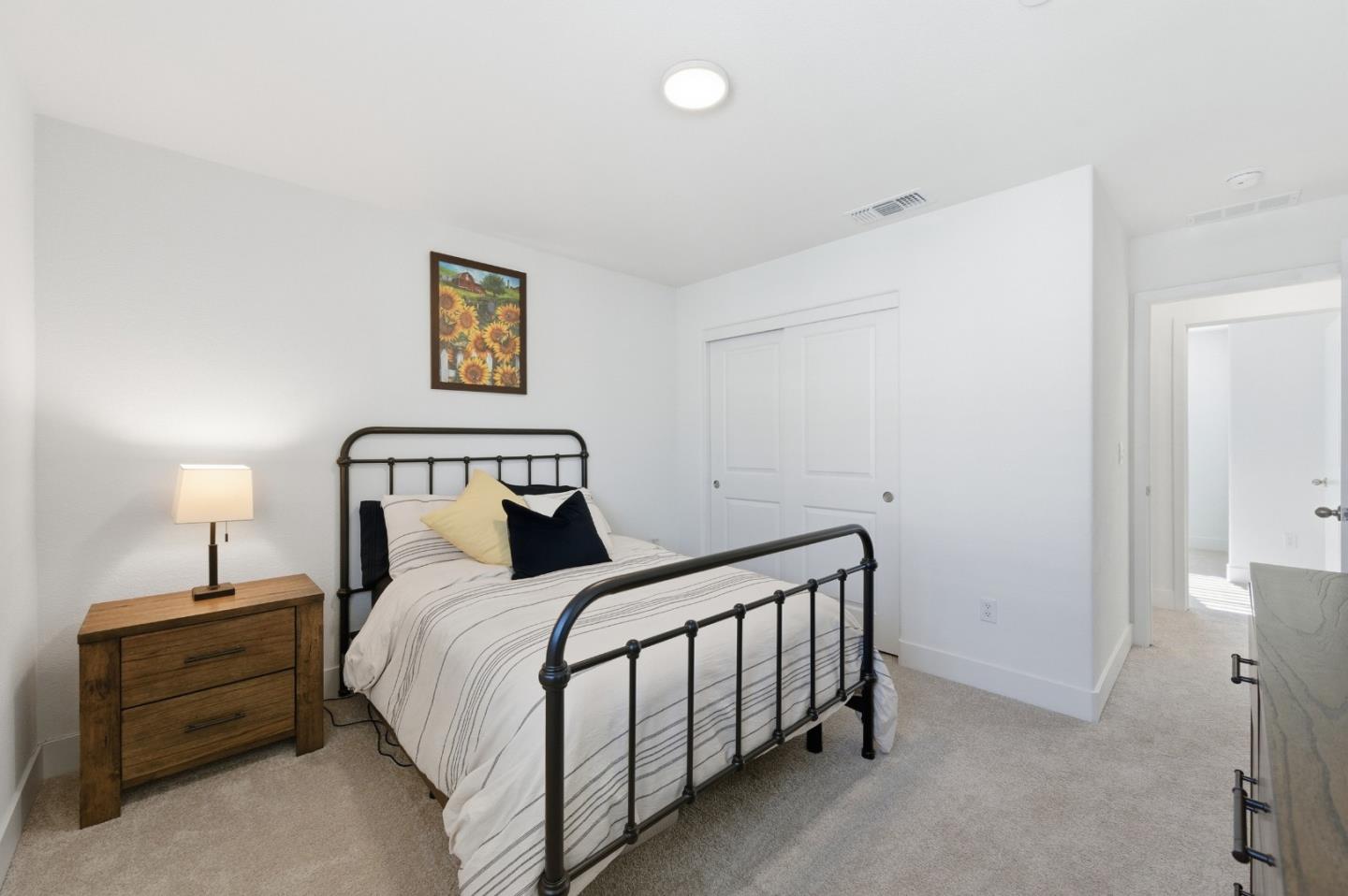 Detail Gallery Image 29 of 47 For 208 Frontier St, American Canyon,  CA 94503 - 3 Beds | 2/1 Baths