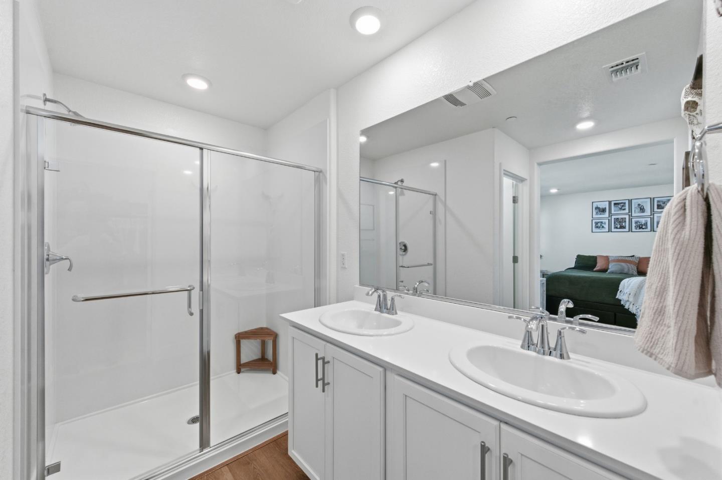 Detail Gallery Image 35 of 47 For 208 Frontier St, American Canyon,  CA 94503 - 3 Beds | 2/1 Baths