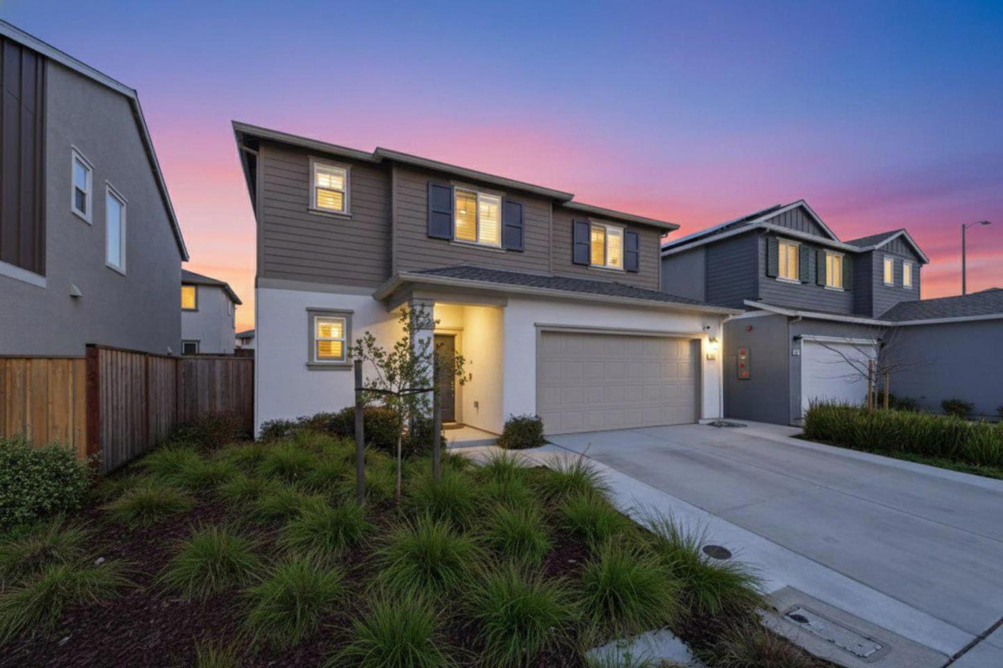 Detail Gallery Image 36 of 47 For 208 Frontier St, American Canyon,  CA 94503 - 3 Beds | 2/1 Baths