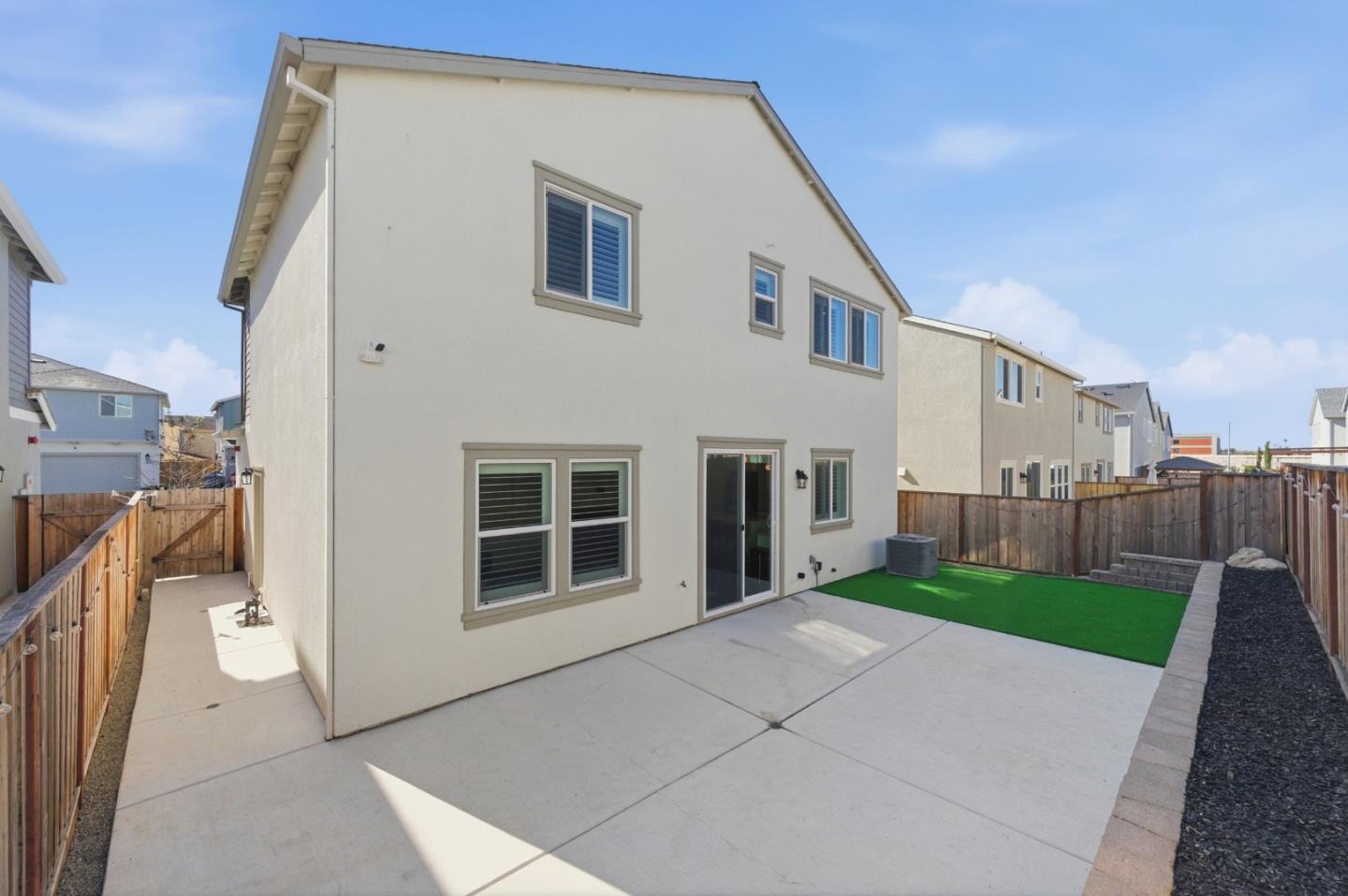 Detail Gallery Image 38 of 47 For 208 Frontier St, American Canyon,  CA 94503 - 3 Beds | 2/1 Baths