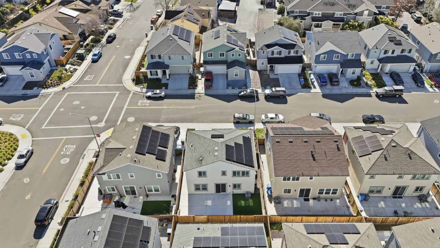 Detail Gallery Image 40 of 47 For 208 Frontier St, American Canyon,  CA 94503 - 3 Beds | 2/1 Baths