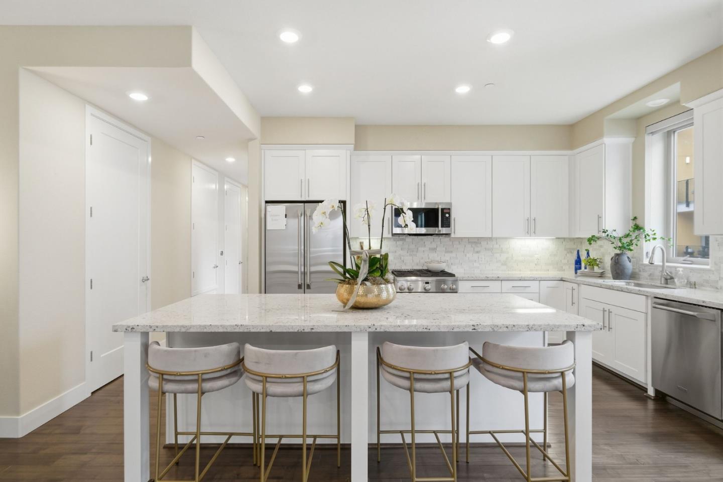 Detail Gallery Image 10 of 54 For 729 Eppleton Ln #303,  Foster City,  CA 94404 - 2 Beds | 2 Baths