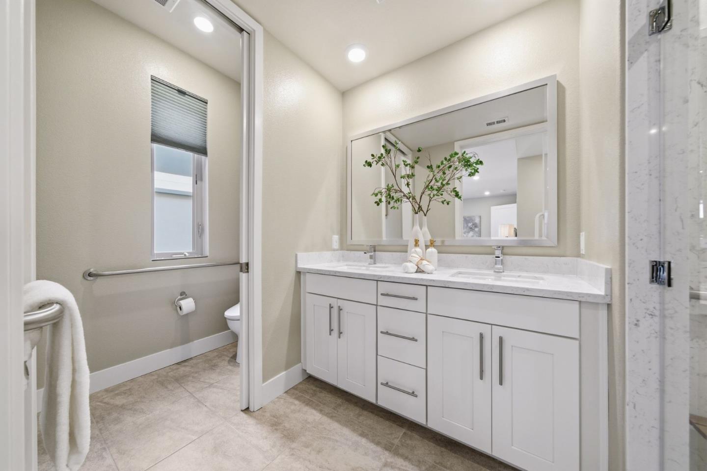 Detail Gallery Image 25 of 54 For 729 Eppleton Ln #303,  Foster City,  CA 94404 - 2 Beds | 2 Baths