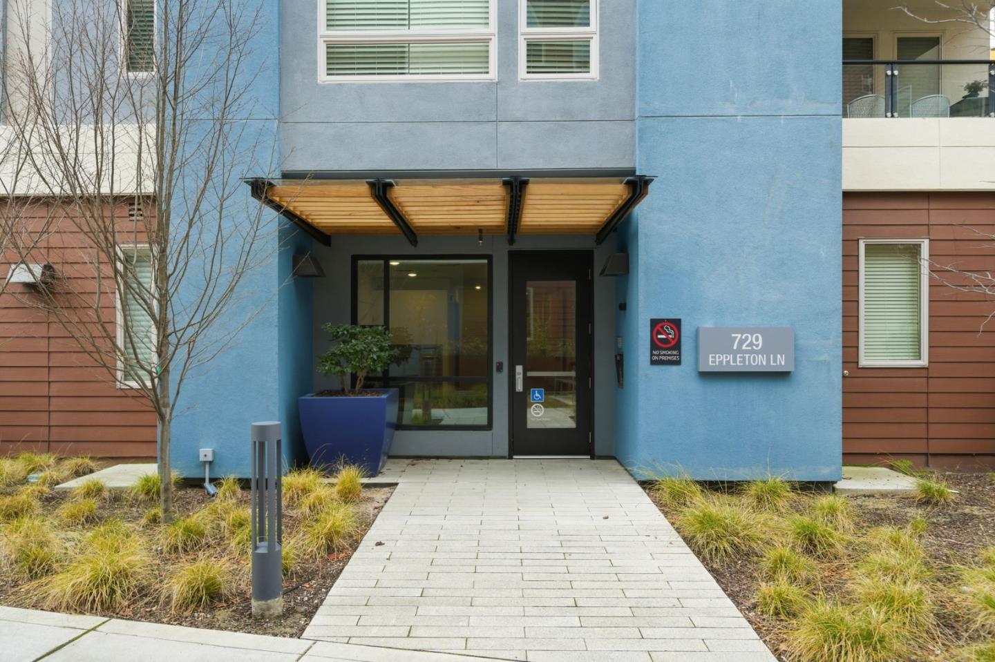 Detail Gallery Image 3 of 54 For 729 Eppleton Ln #303,  Foster City,  CA 94404 - 2 Beds | 2 Baths