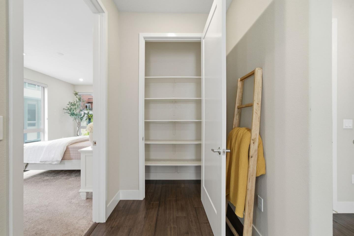 Detail Gallery Image 36 of 54 For 729 Eppleton Ln #303,  Foster City,  CA 94404 - 2 Beds | 2 Baths