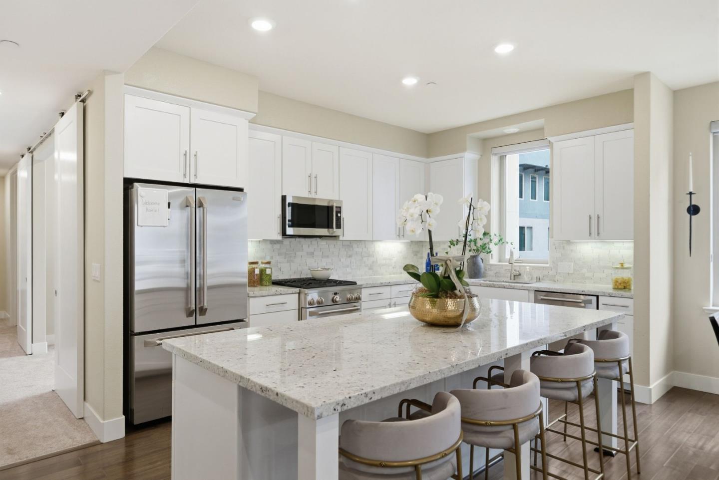 Detail Gallery Image 9 of 54 For 729 Eppleton Ln #303,  Foster City,  CA 94404 - 2 Beds | 2 Baths