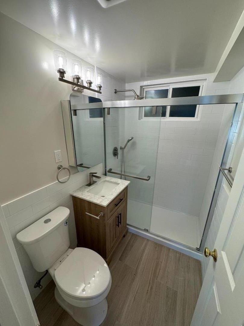 Detail Gallery Image 2 of 23 For 370 Bartlett Ave #2,  San Francisco,  CA 94110 - 1 Beds | 1 Baths