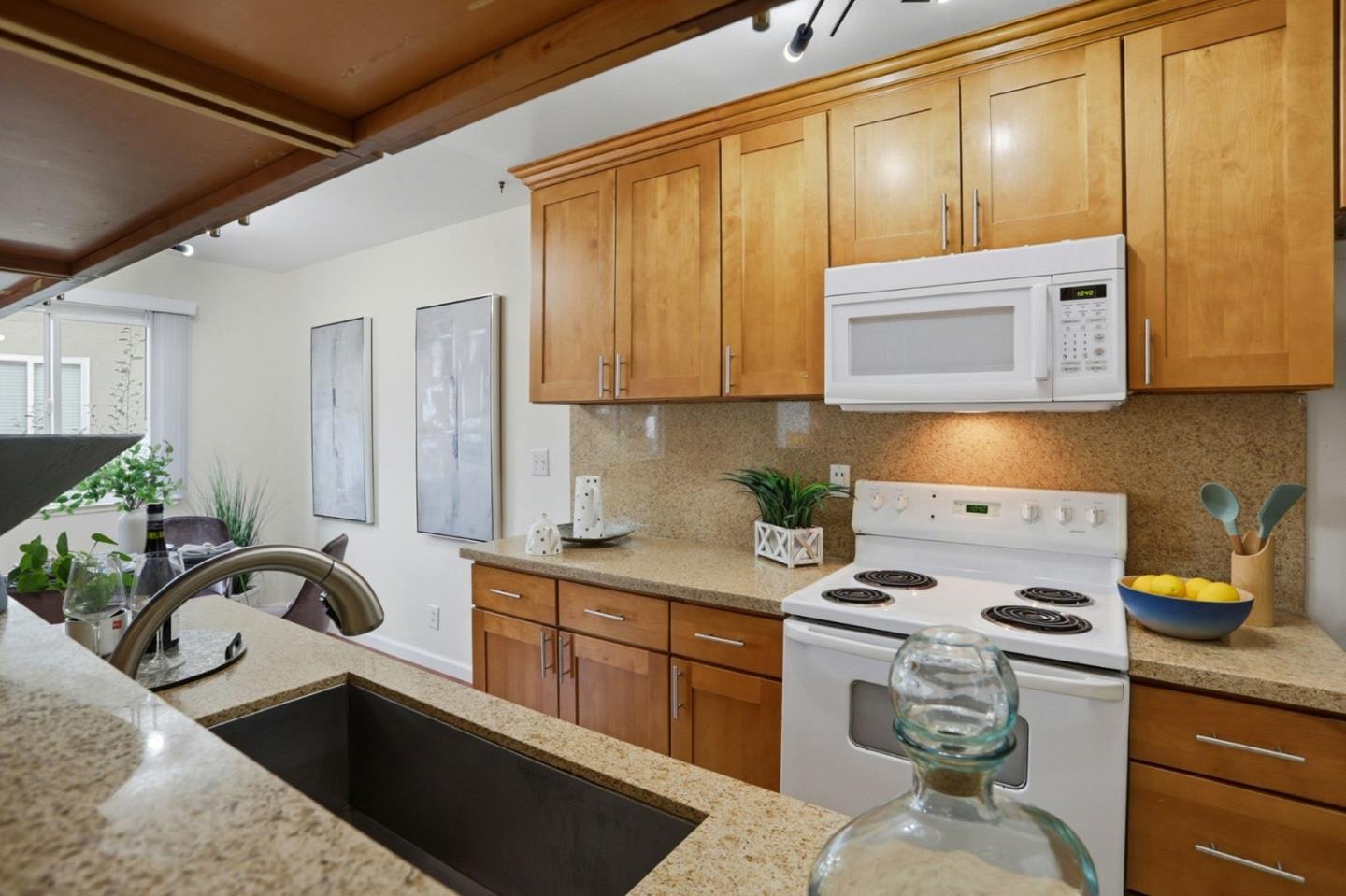 Detail Gallery Image 12 of 33 For 5707 Calmor Ave #3,  San Jose,  CA 95123 - 2 Beds | 1 Baths