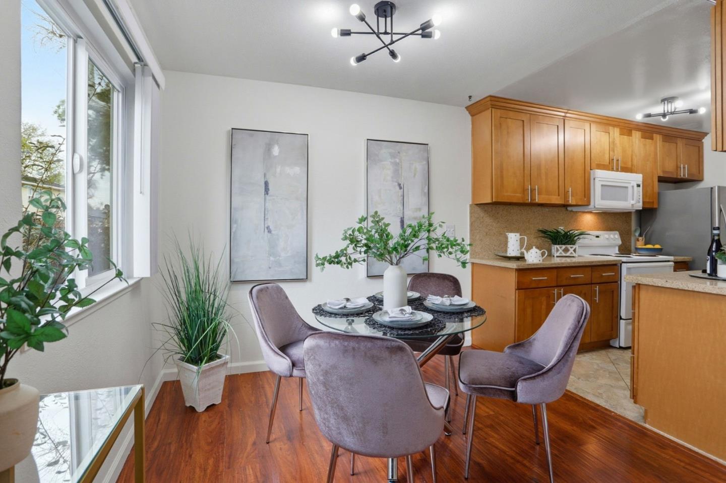 Detail Gallery Image 14 of 33 For 5707 Calmor Ave #3,  San Jose,  CA 95123 - 2 Beds | 1 Baths