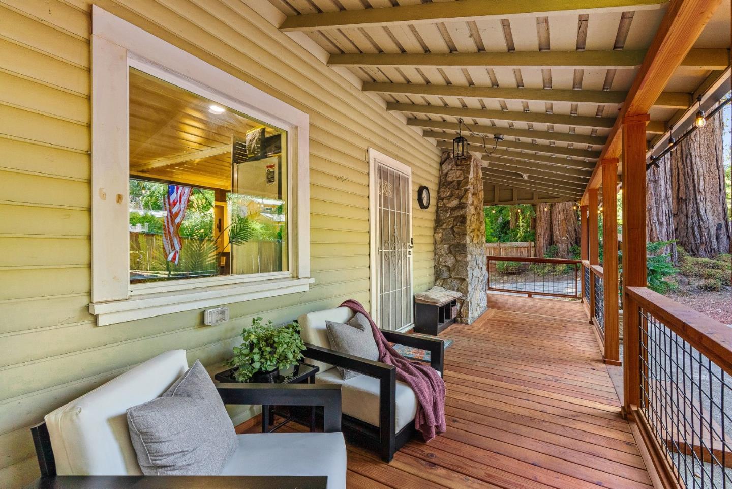 Detail Gallery Image 8 of 69 For 13896 Bear Creek Rd, Boulder Creek,  CA 95006 - 3 Beds | 2 Baths