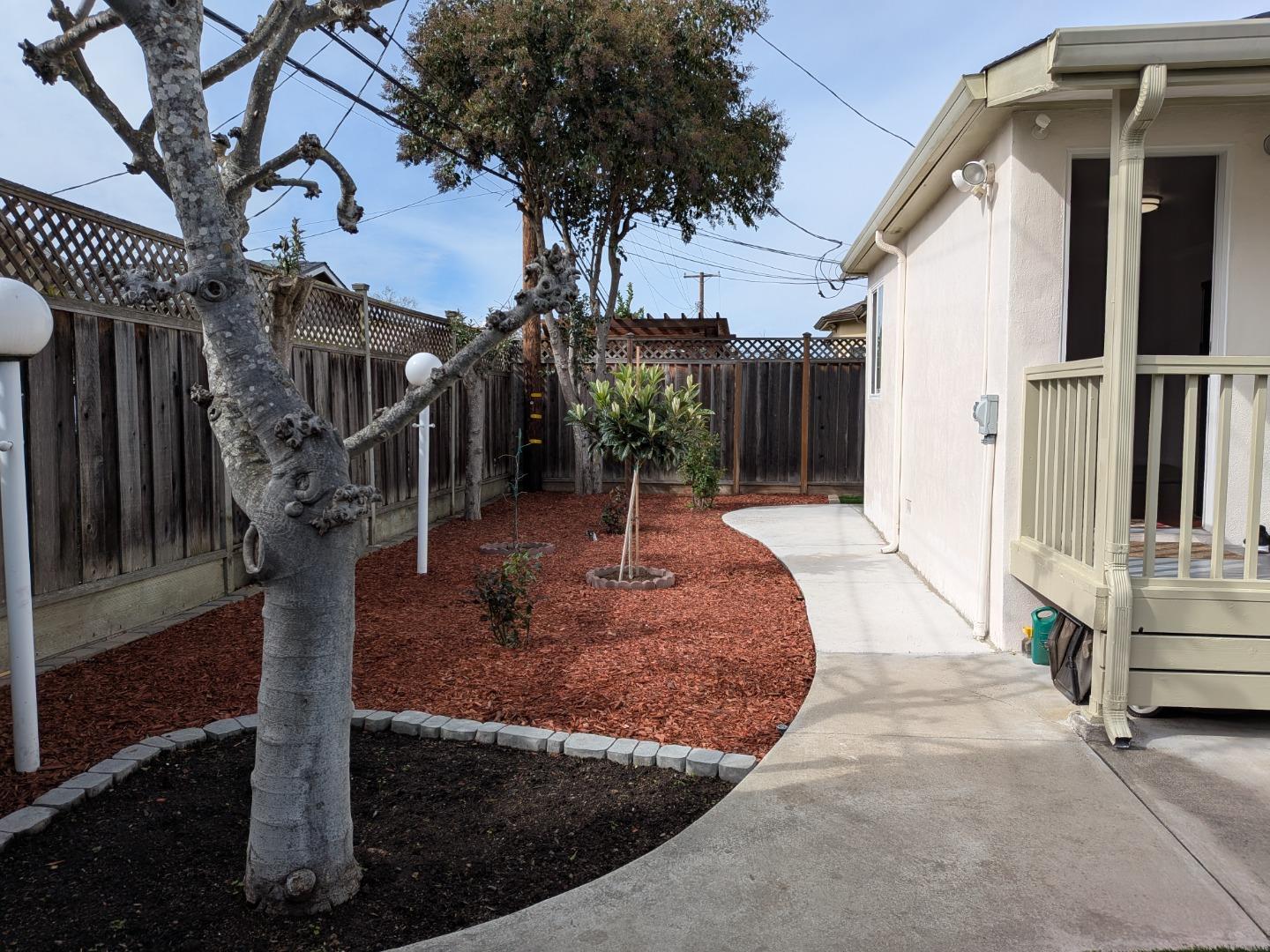 Detail Gallery Image 3 of 9 For 3602 Martin, San Mateo,  CA 94403 - 0 Beds | 1 Baths