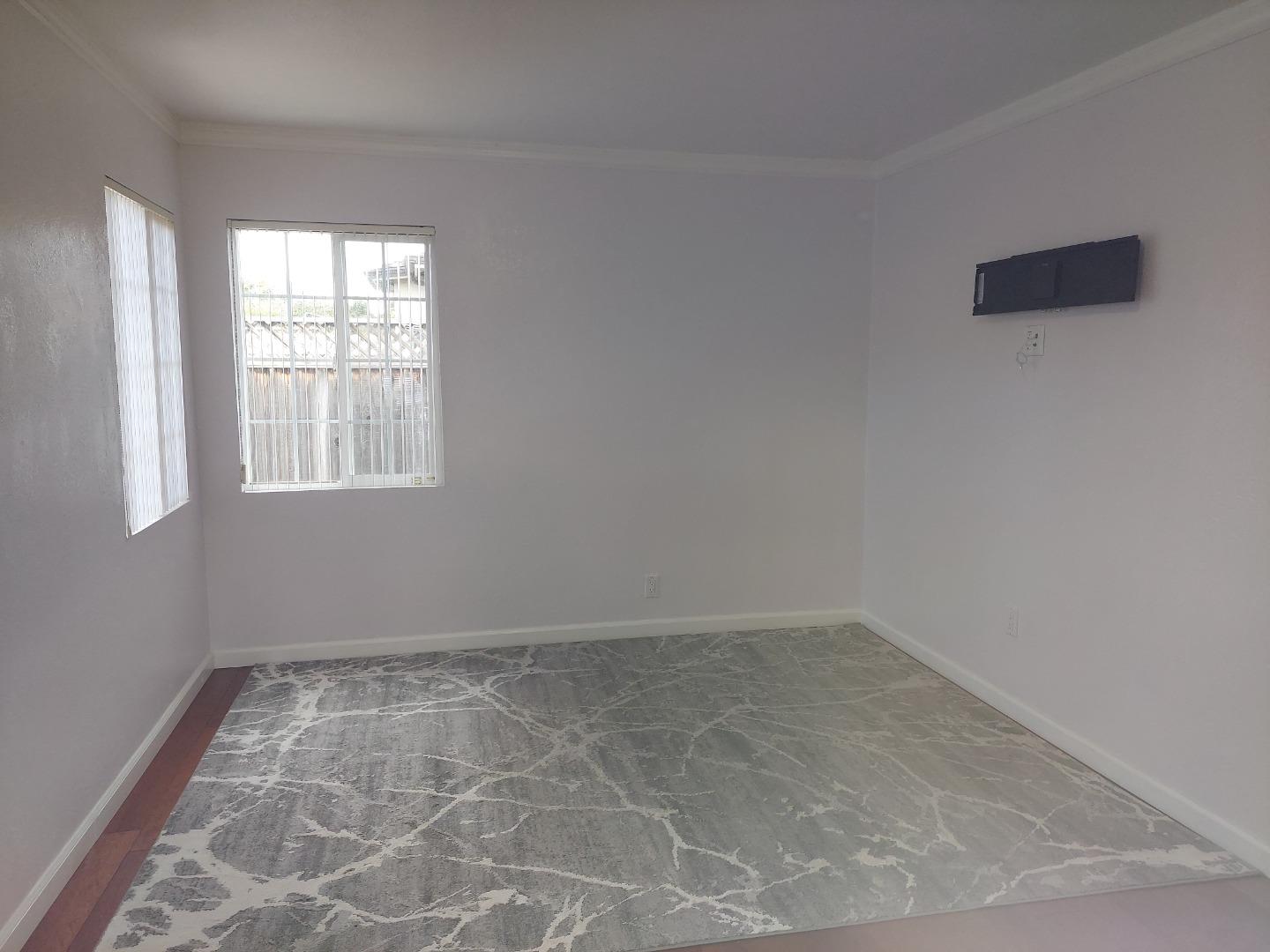 Detail Gallery Image 8 of 9 For 3602 Martin, San Mateo,  CA 94403 - 0 Beds | 1 Baths