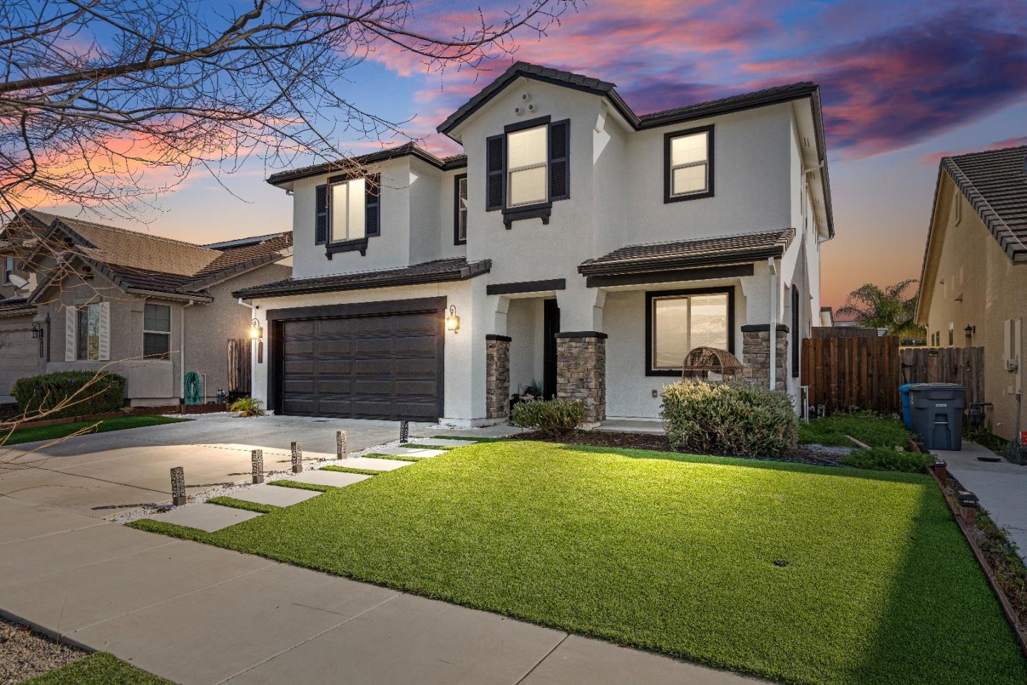 Front Image Thumbnail for ML82033374