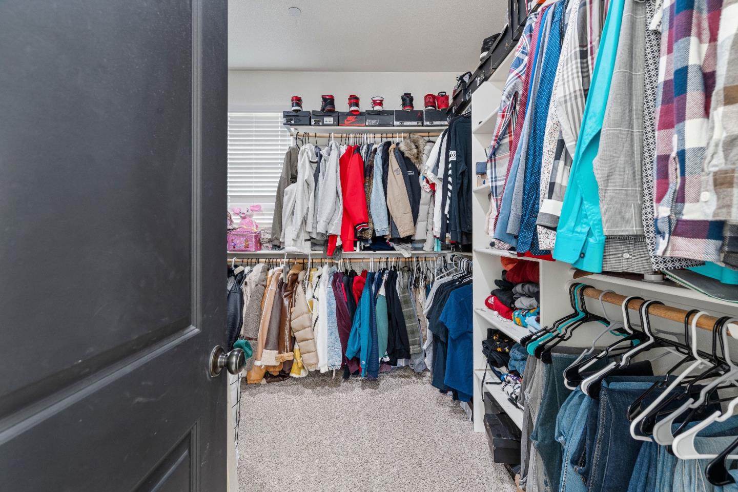 Detail Gallery Image 36 of 52 For 1657 Santana Ranch Dr, Hollister,  CA 95023 - 4 Beds | 3 Baths