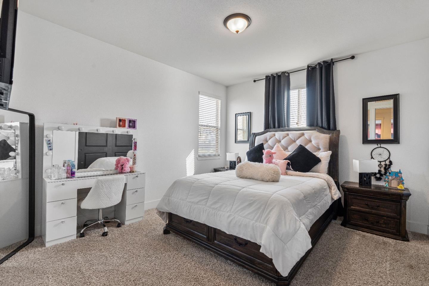 Detail Gallery Image 37 of 52 For 1657 Santana Ranch Dr, Hollister,  CA 95023 - 4 Beds | 3 Baths