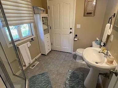 Detail Gallery Image 3 of 6 For 345 Cervantes Rd, Portola Valley,  CA 94028 - 1 Beds | 1 Baths