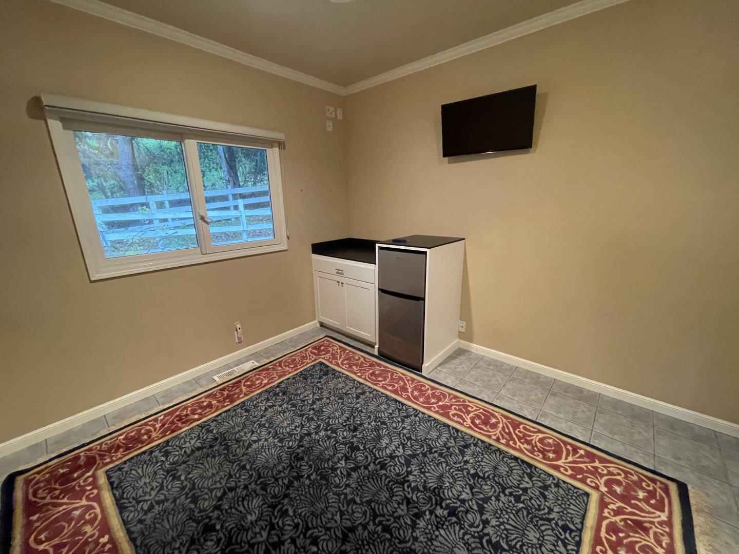 Detail Gallery Image 5 of 6 For 345 Cervantes Rd, Portola Valley,  CA 94028 - 1 Beds | 1 Baths