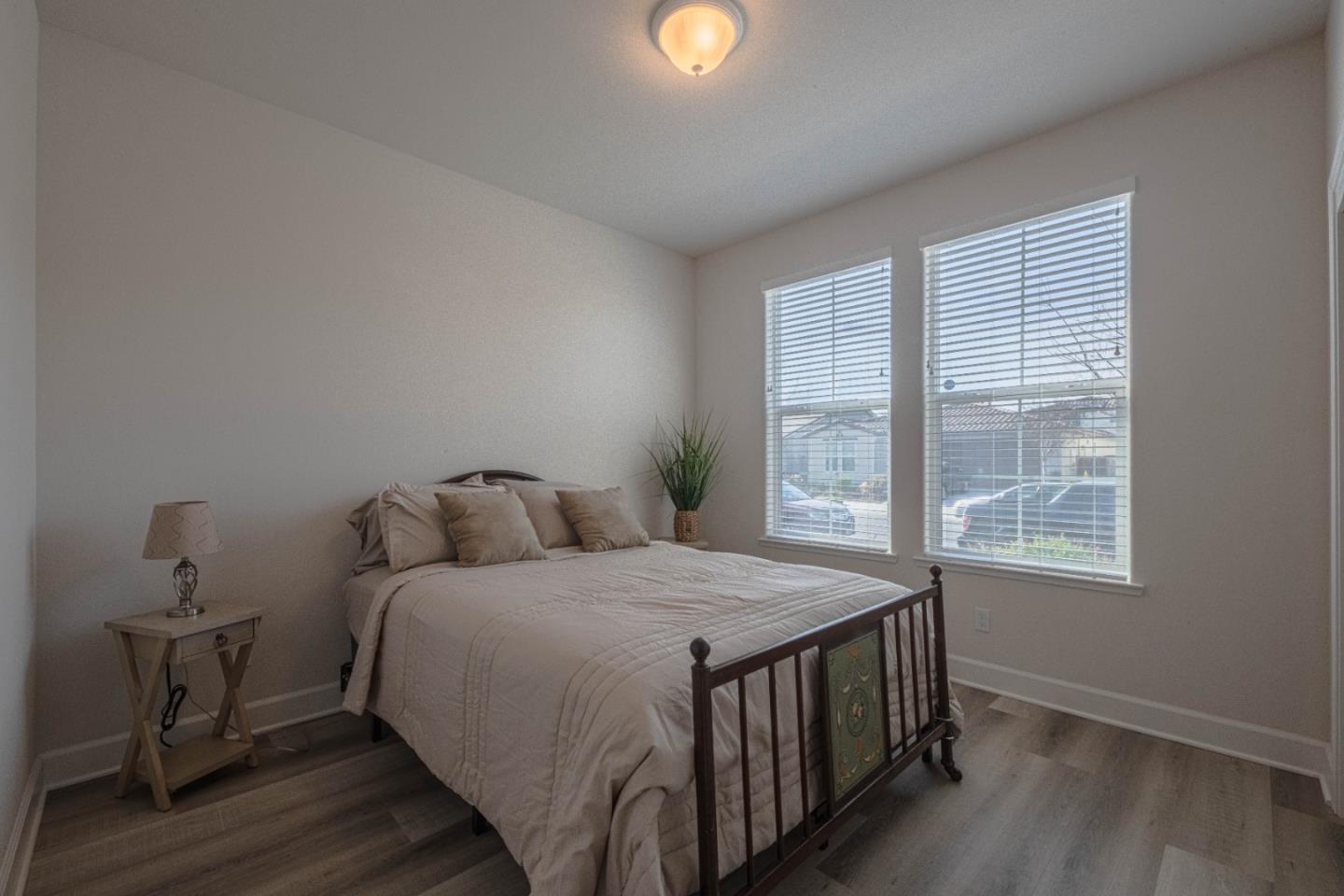 Detail Gallery Image 26 of 41 For 581 Segovia Dr, Hollister,  CA 95023 - 3 Beds | 3 Baths