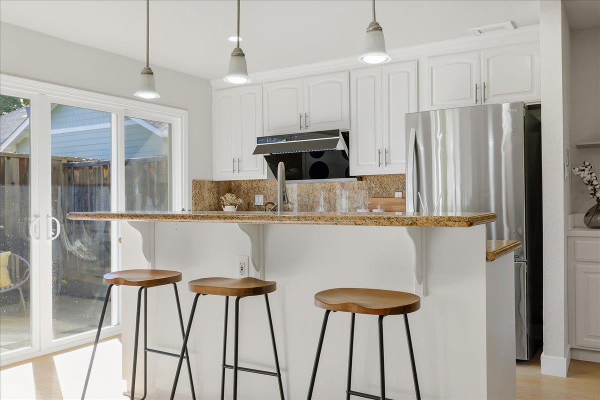 Detail Gallery Image 23 of 68 For 275 S Bayview Ave #N,  Sunnyvale,  CA 94086 - 2 Beds | 2/1 Baths