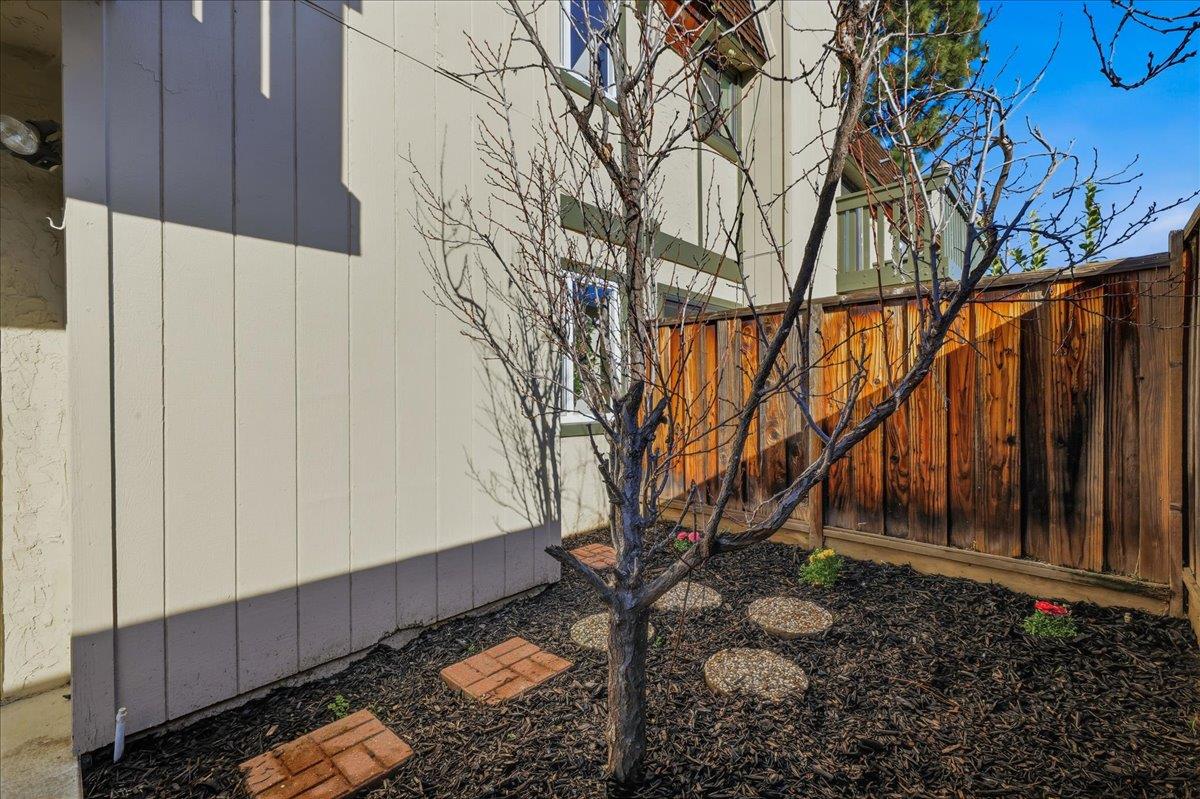 Detail Gallery Image 65 of 68 For 275 S Bayview Ave #N,  Sunnyvale,  CA 94086 - 2 Beds | 2/1 Baths