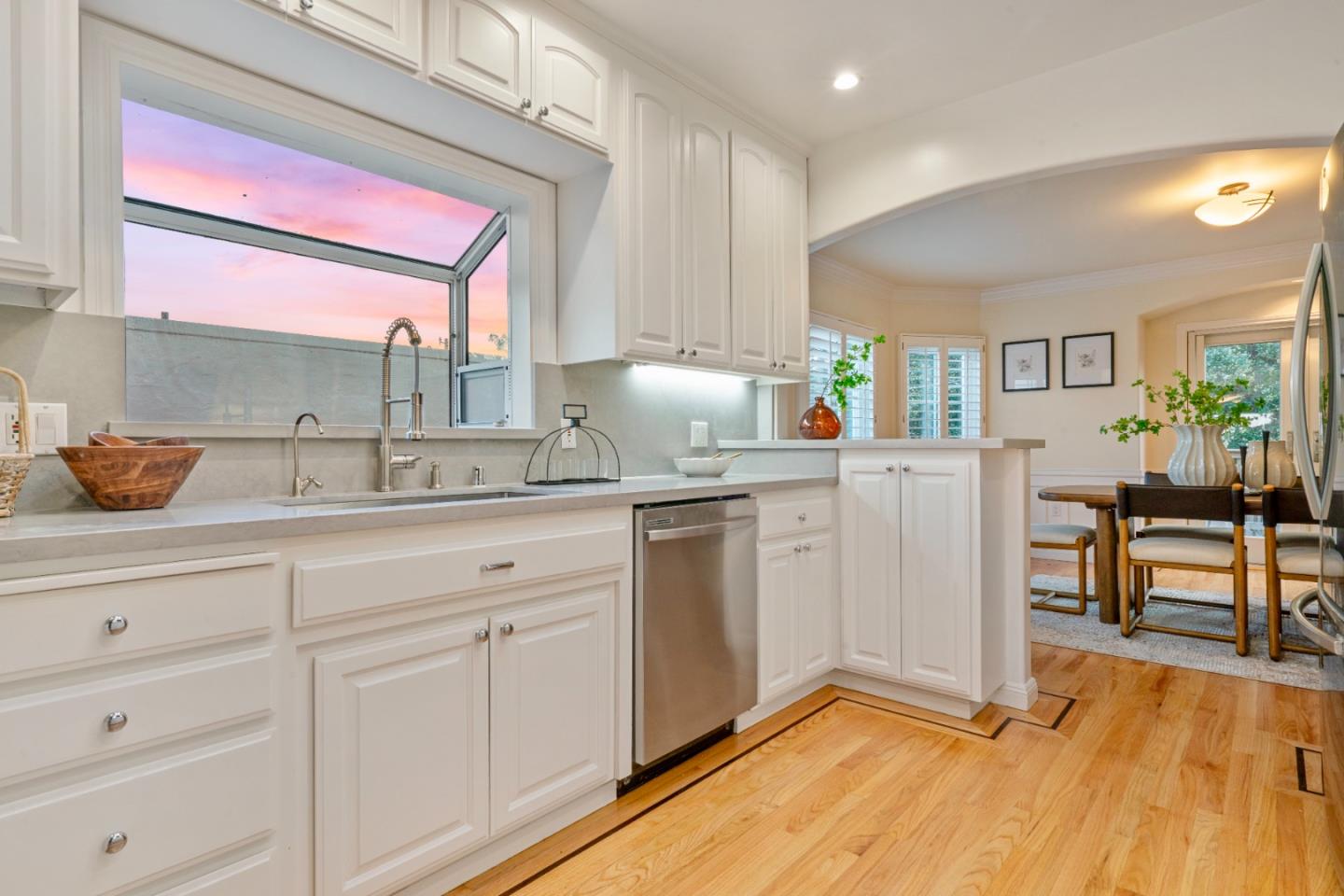 Detail Gallery Image 17 of 57 For 415 Hazel Ave, Millbrae,  CA 94030 - 4 Beds | 2/1 Baths