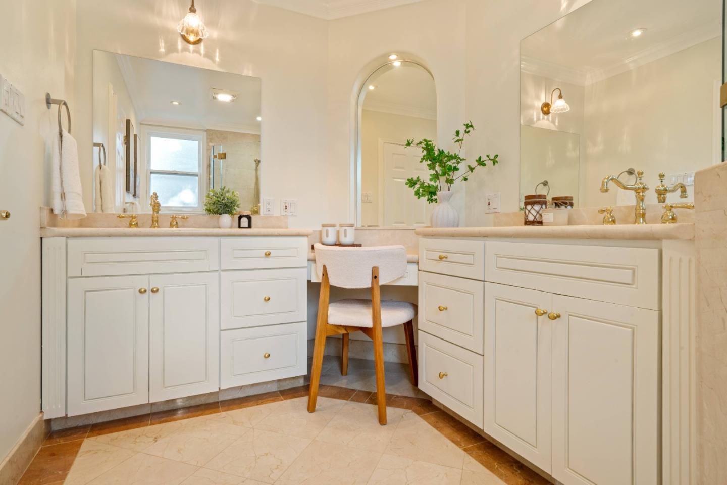 Detail Gallery Image 34 of 57 For 415 Hazel Ave, Millbrae,  CA 94030 - 4 Beds | 2/1 Baths