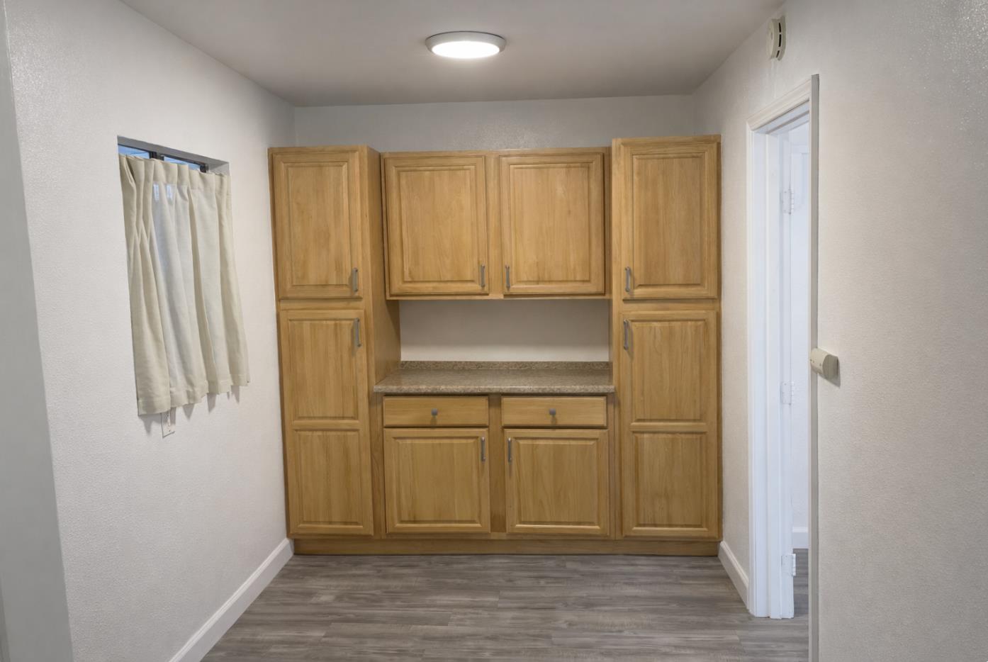 Detail Gallery Image 6 of 9 For 5209 Cronus St, Los Angeles,  CA 90032 - 3 Beds | 2 Baths