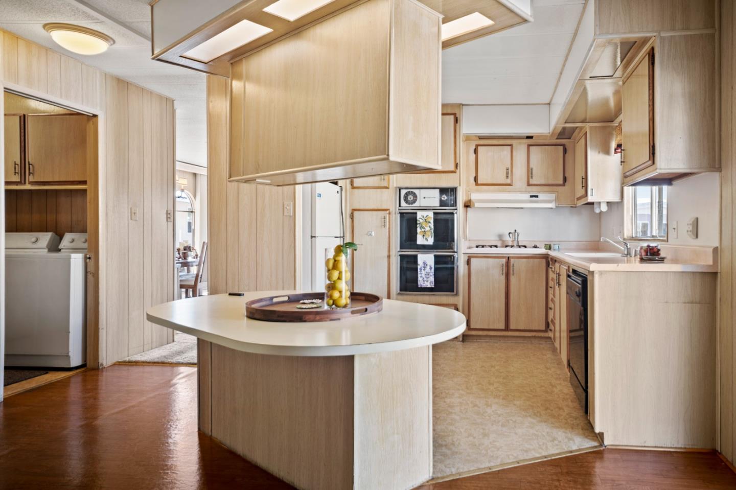 Detail Gallery Image 17 of 44 For 150 Kern St #114,  Salinas,  CA 93905 - 2 Beds | 2 Baths