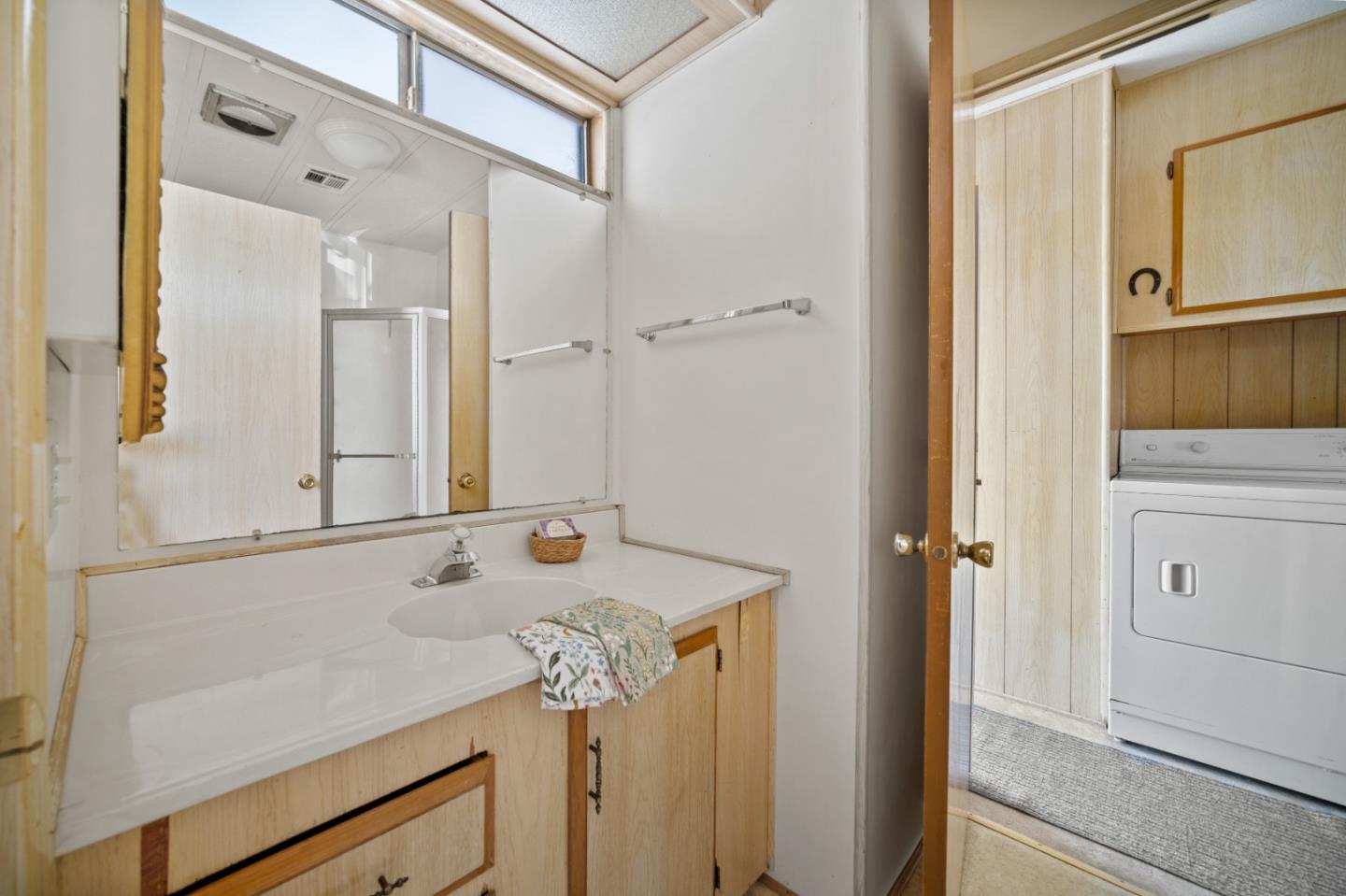 Detail Gallery Image 29 of 44 For 150 Kern St #114,  Salinas,  CA 93905 - 2 Beds | 2 Baths