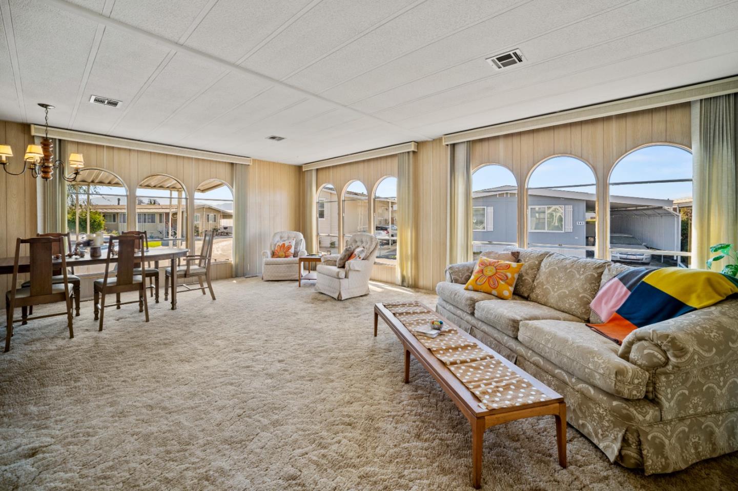 Detail Gallery Image 5 of 44 For 150 Kern St #114,  Salinas,  CA 93905 - 2 Beds | 2 Baths