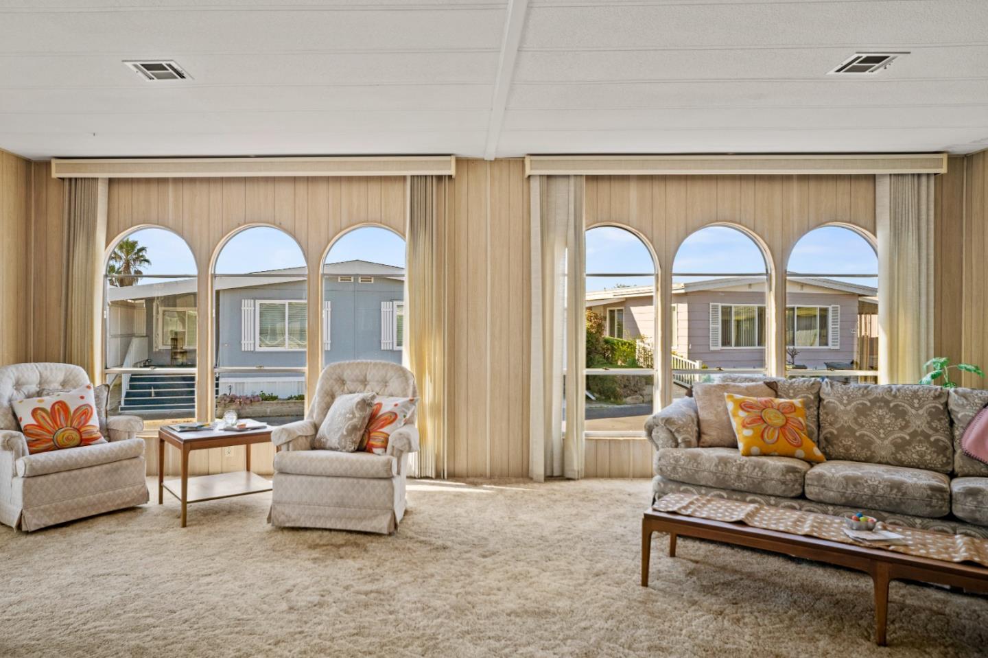 Detail Gallery Image 9 of 44 For 150 Kern St #114,  Salinas,  CA 93905 - 2 Beds | 2 Baths