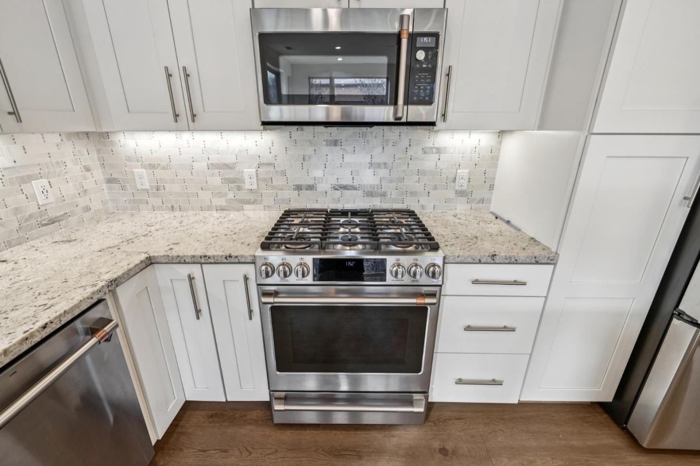 Detail Gallery Image 26 of 71 For 1058 Foster Square Ln #204,  Foster City,  CA 94404 - 2 Beds | 2 Baths