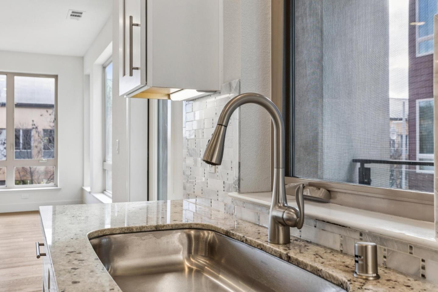 Detail Gallery Image 28 of 71 For 1058 Foster Square Ln #204,  Foster City,  CA 94404 - 2 Beds | 2 Baths