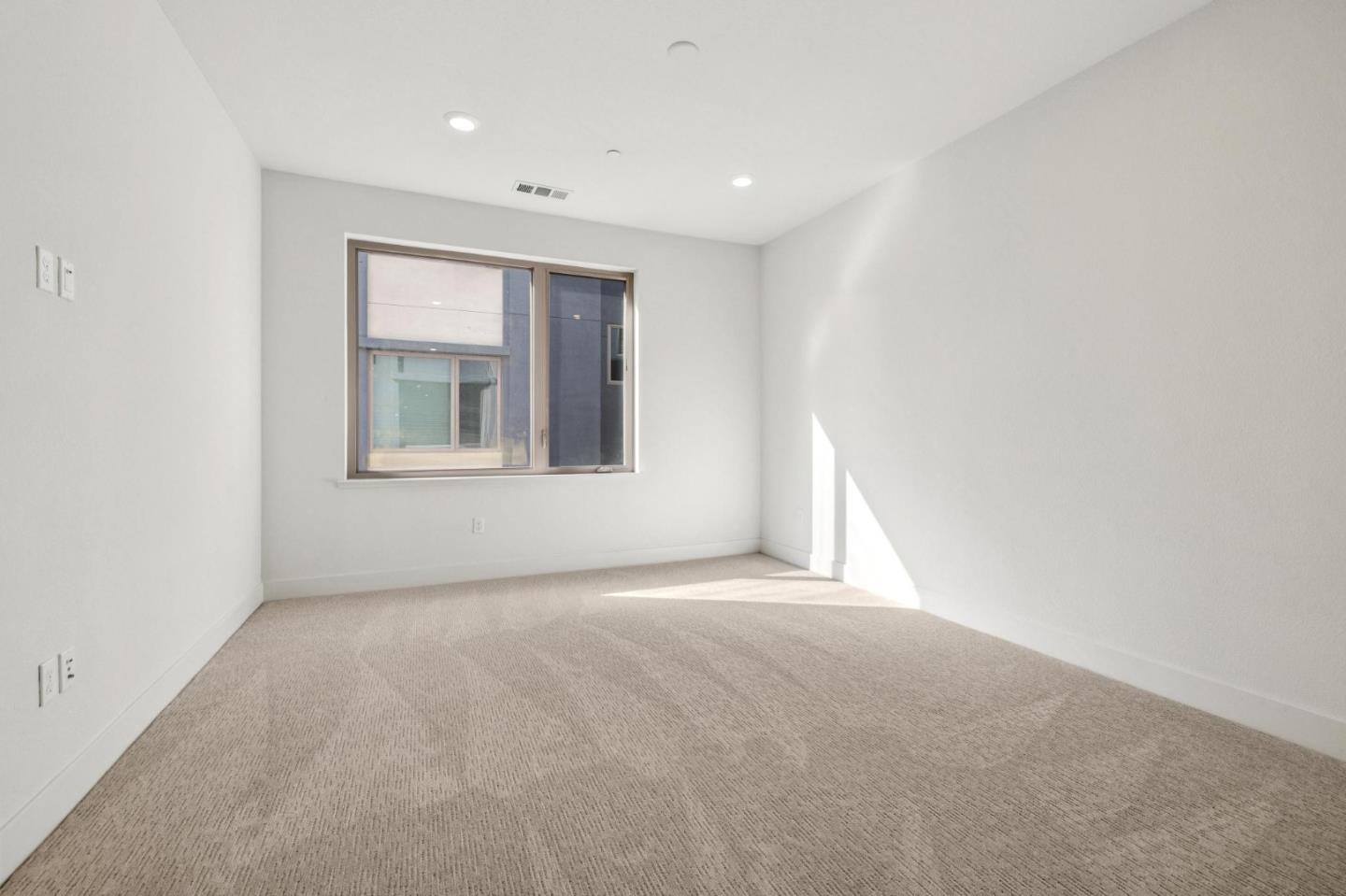 Detail Gallery Image 35 of 71 For 1058 Foster Square Ln #204,  Foster City,  CA 94404 - 2 Beds | 2 Baths