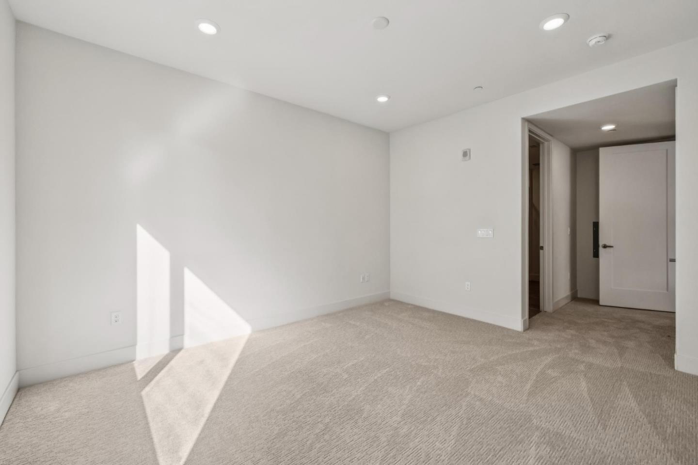 Detail Gallery Image 37 of 71 For 1058 Foster Square Ln #204,  Foster City,  CA 94404 - 2 Beds | 2 Baths