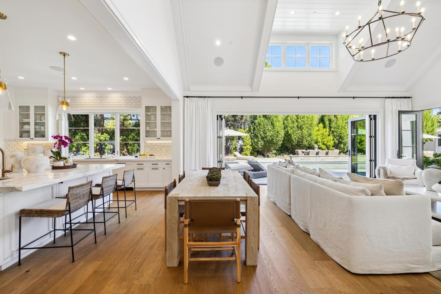 Detail Gallery Image 18 of 92 For 55 Irving Ave, Atherton,  CA 94027 - 8 Beds | 9/2 Baths