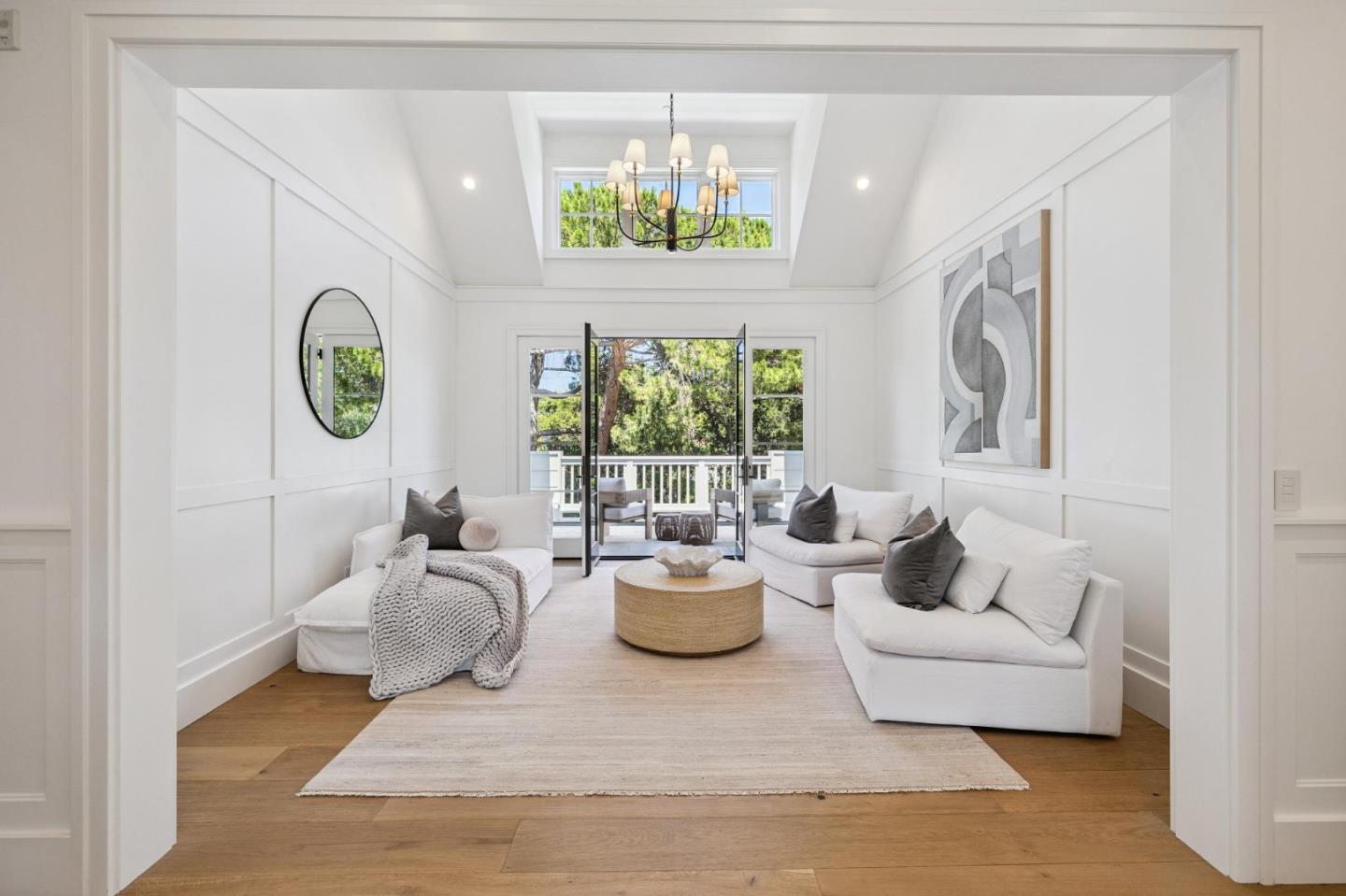 Detail Gallery Image 26 of 92 For 55 Irving Ave, Atherton,  CA 94027 - 8 Beds | 9/2 Baths