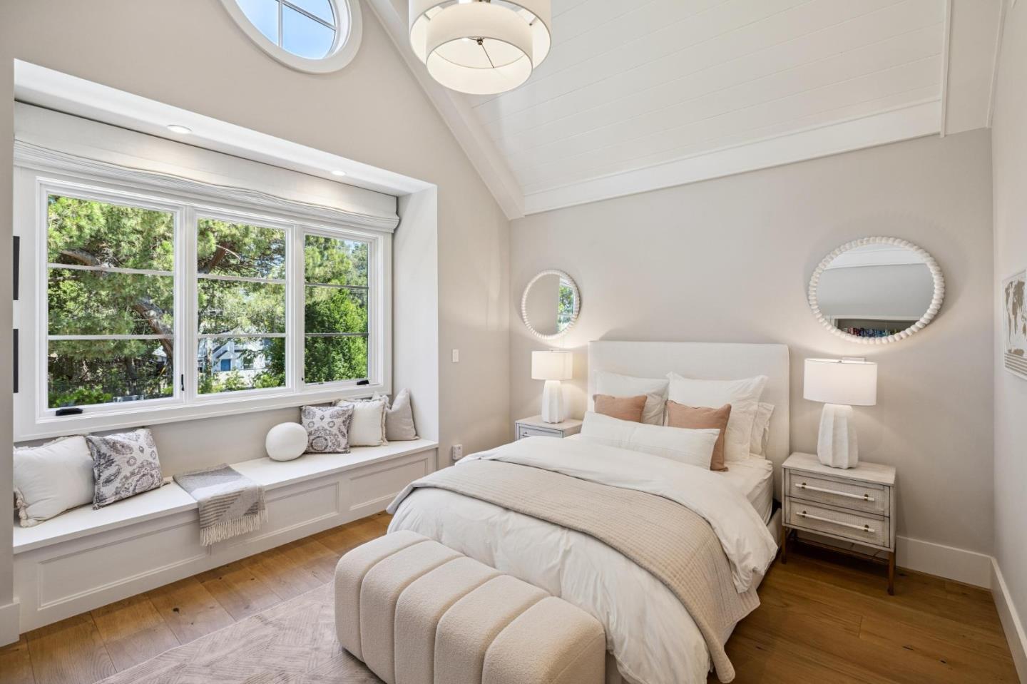 Detail Gallery Image 36 of 92 For 55 Irving Ave, Atherton,  CA 94027 - 8 Beds | 9/2 Baths